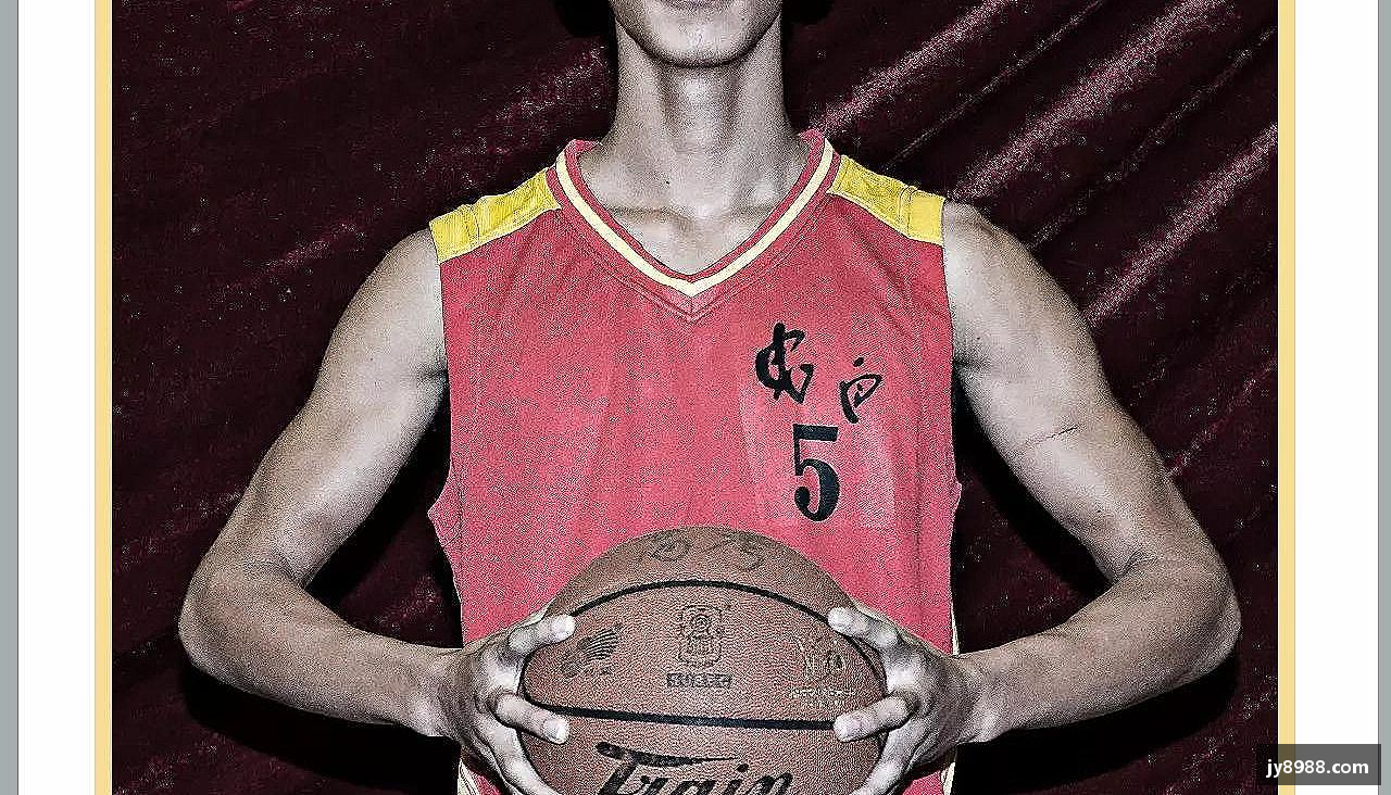 熊猫体育直播「从草根到巅峰，每一份坚持都值得被记录！📸上传你的故事，赢取专属奖励！」